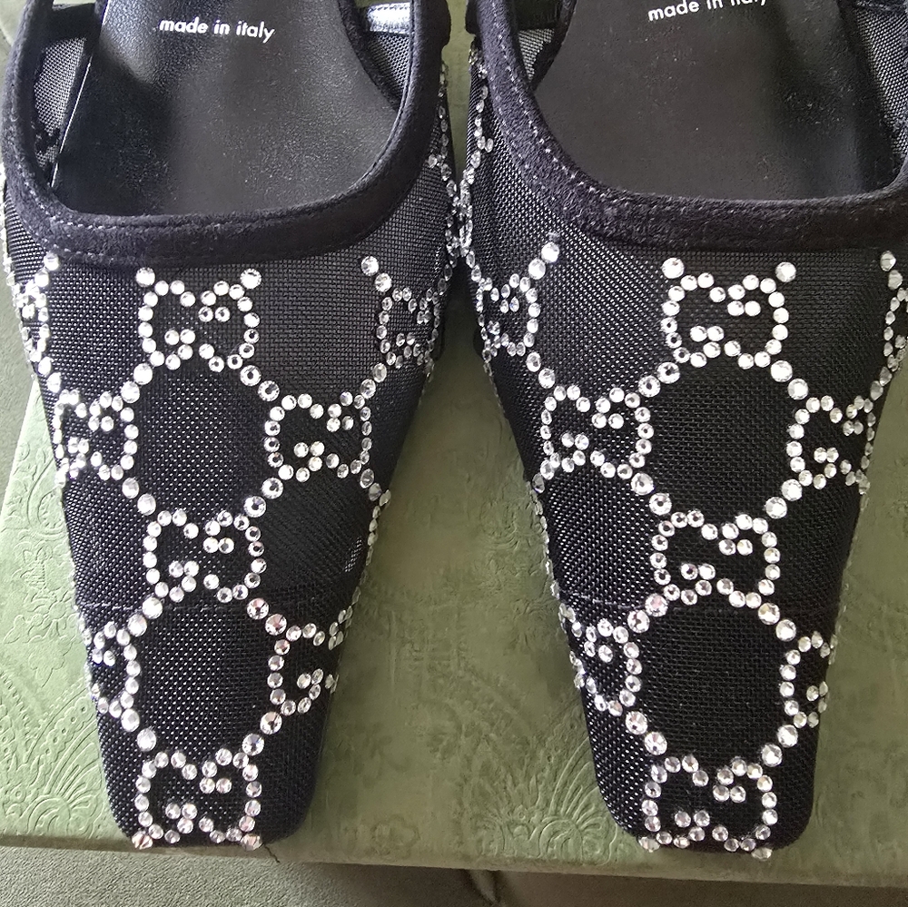 Gucci - Picture 2 of 5